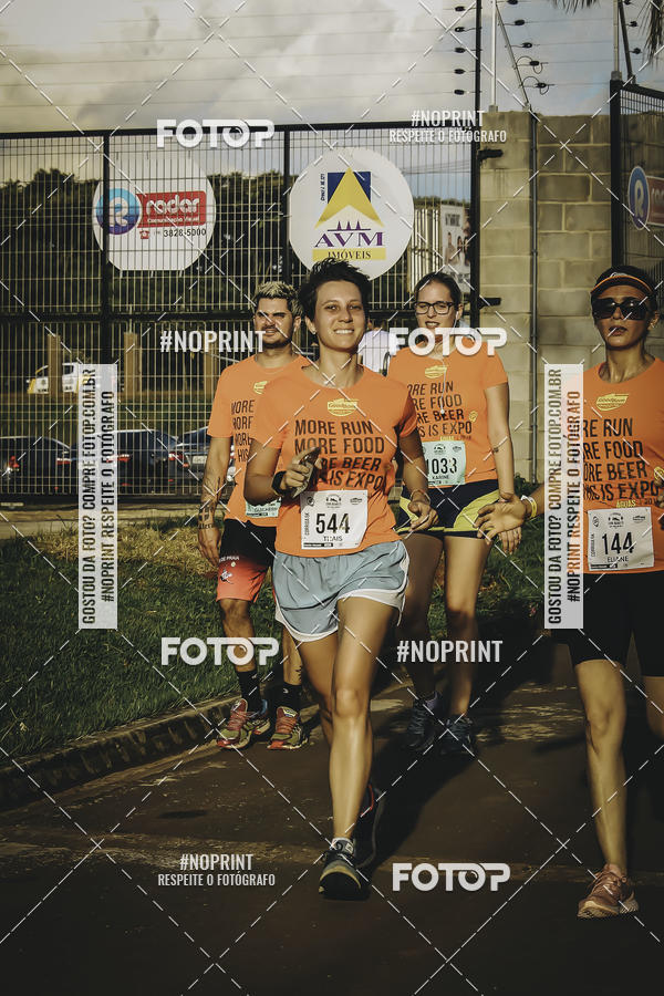 Buy your photos of the event1� Beer Run Expo �guas on Fotop