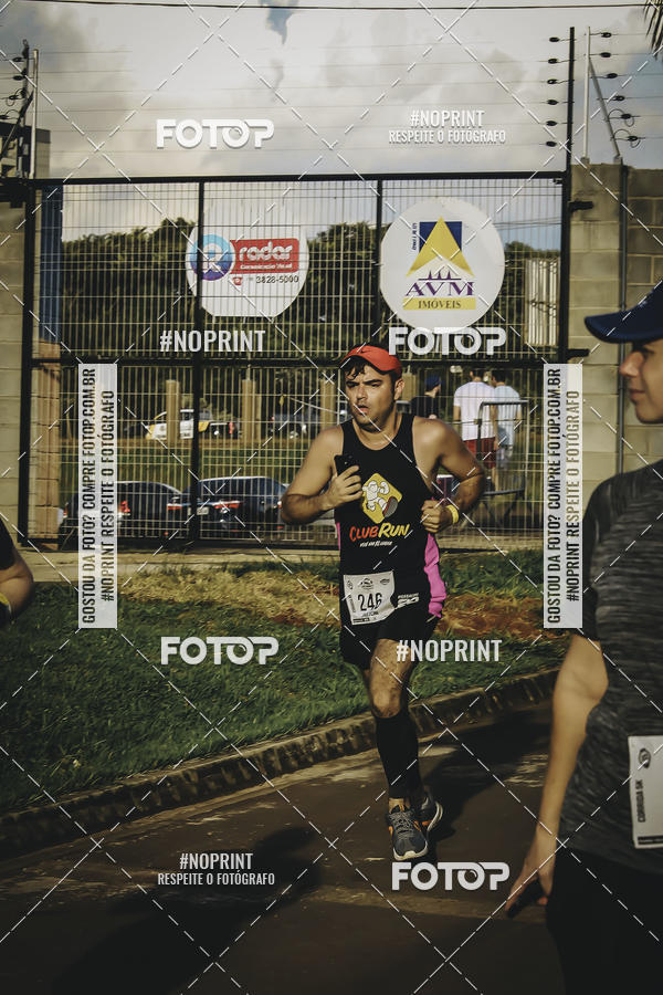 Buy your photos of the event1� Beer Run Expo �guas on Fotop