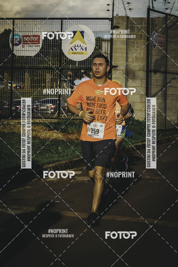 Buy your photos of the event1� Beer Run Expo �guas on Fotop