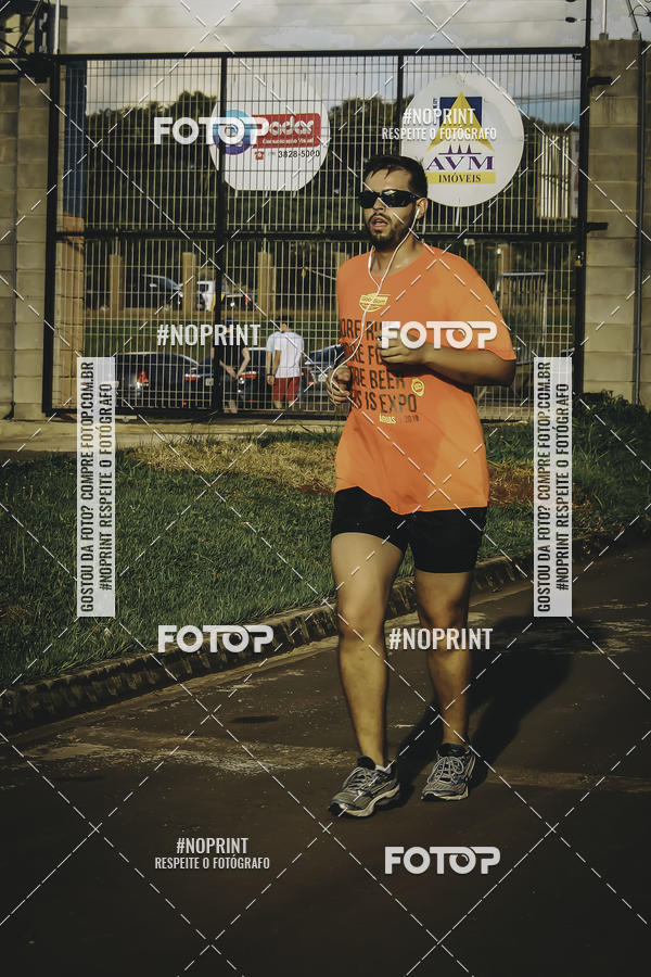 Buy your photos of the event1� Beer Run Expo �guas on Fotop