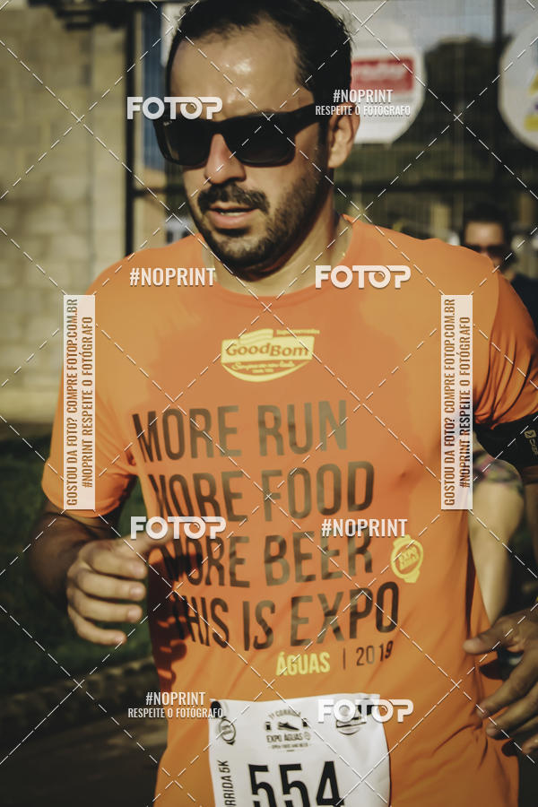 Buy your photos of the event1� Beer Run Expo �guas on Fotop