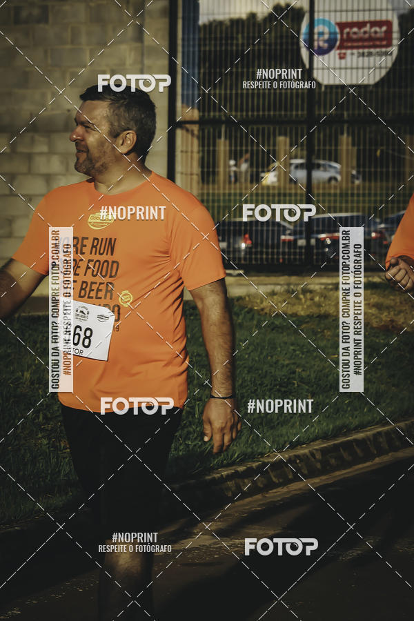 Buy your photos of the event1� Beer Run Expo �guas on Fotop