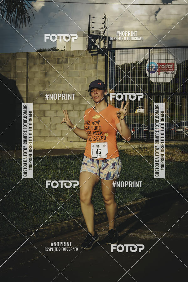 Buy your photos of the event1� Beer Run Expo �guas on Fotop