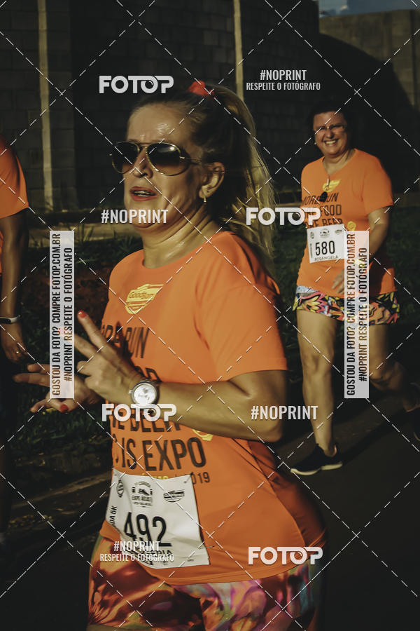 Buy your photos of the event1� Beer Run Expo �guas on Fotop