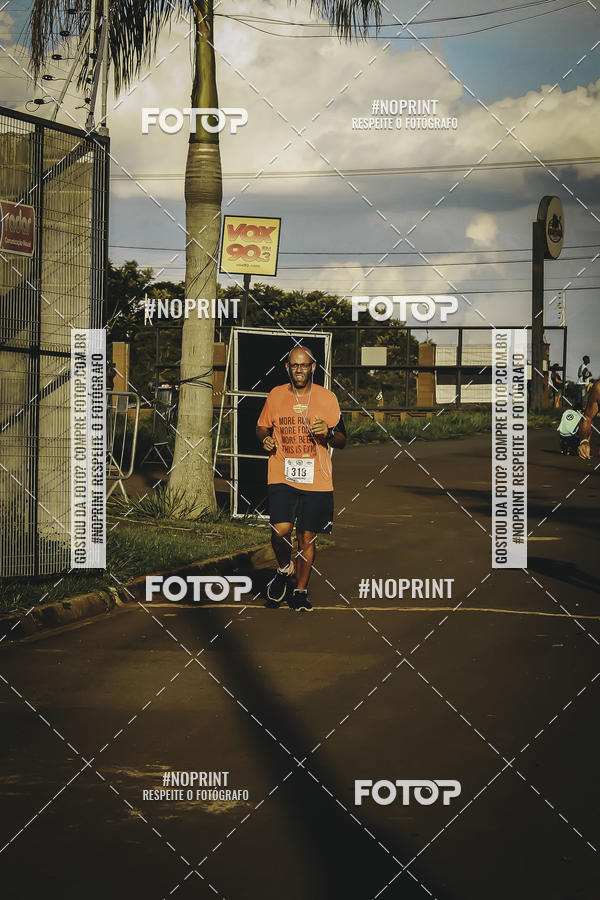 Buy your photos of the event1� Beer Run Expo �guas on Fotop