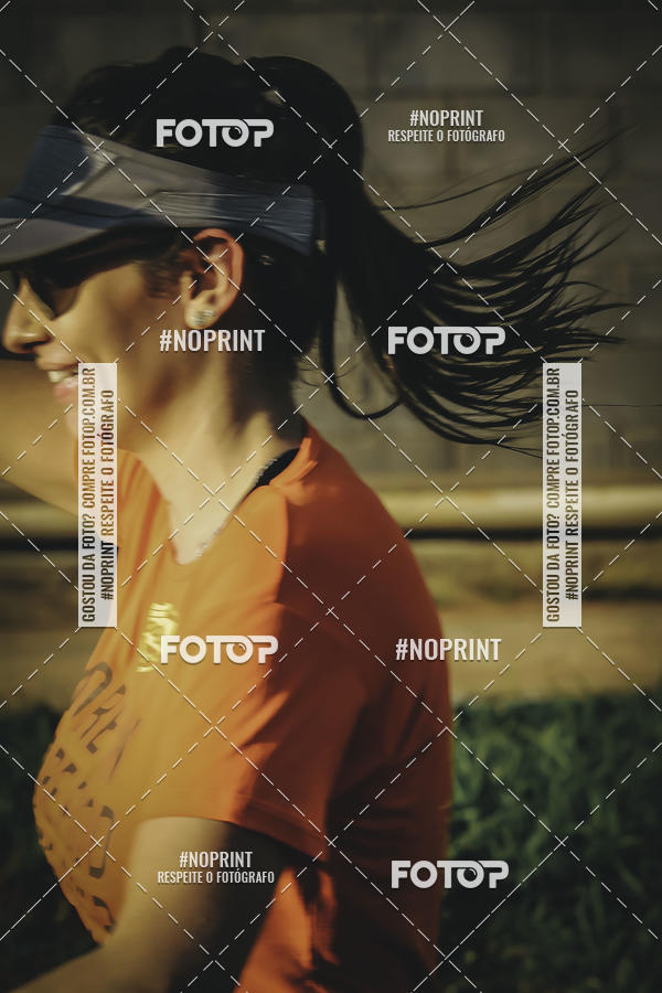 Buy your photos of the event1� Beer Run Expo �guas on Fotop