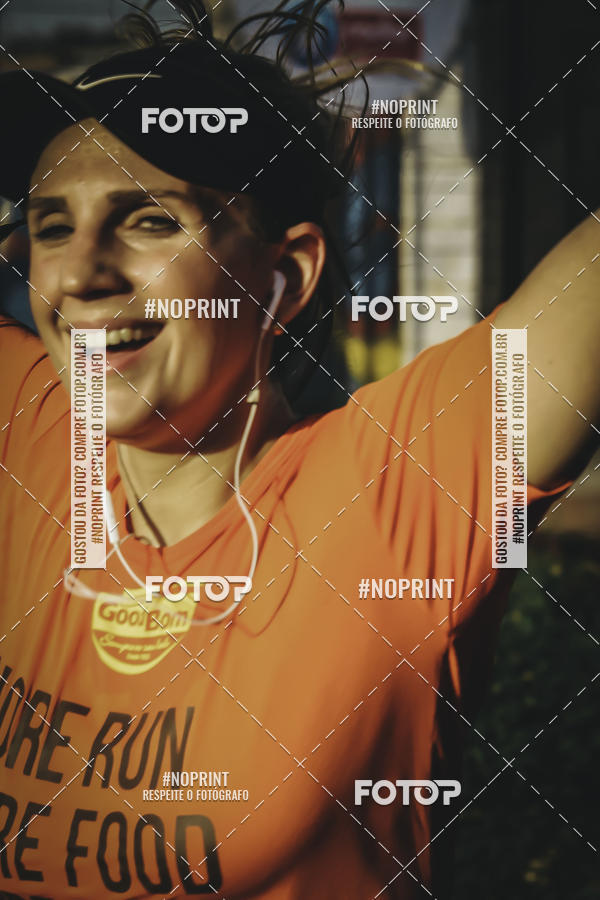 Buy your photos of the event1� Beer Run Expo �guas on Fotop