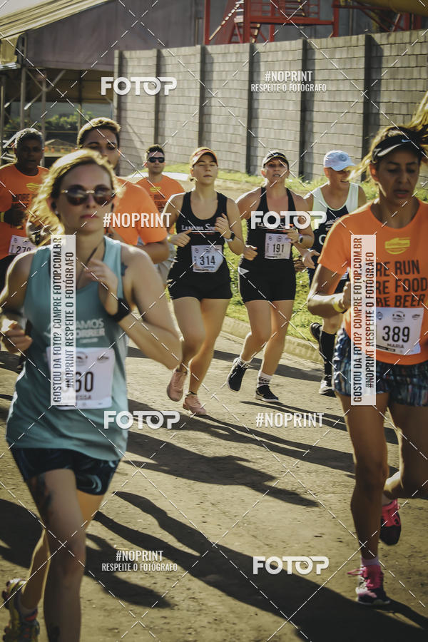 Buy your photos of the event1� Beer Run Expo �guas on Fotop