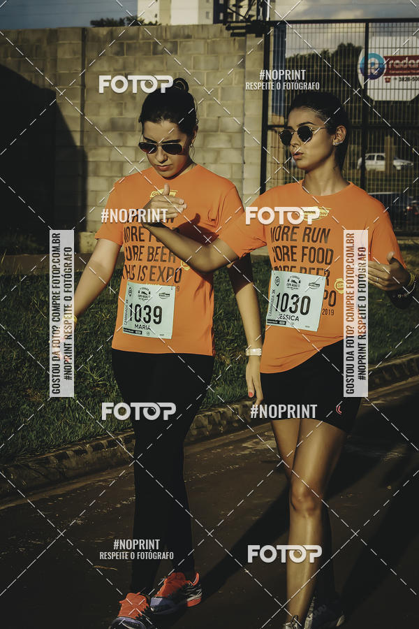 Buy your photos of the event1� Beer Run Expo �guas on Fotop