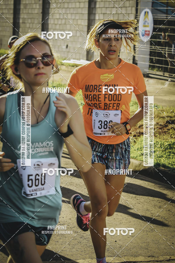 Buy your photos of the event1� Beer Run Expo �guas on Fotop