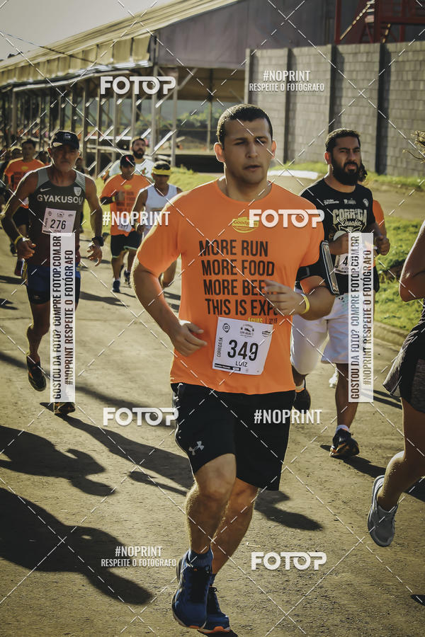Buy your photos of the event1� Beer Run Expo �guas on Fotop