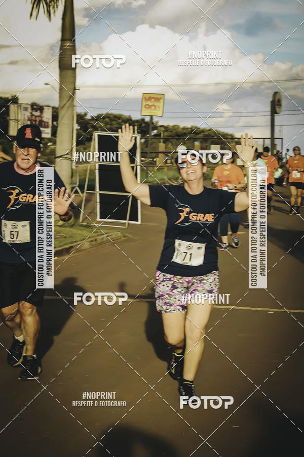 Buy your photos of the event1� Beer Run Expo �guas on Fotop