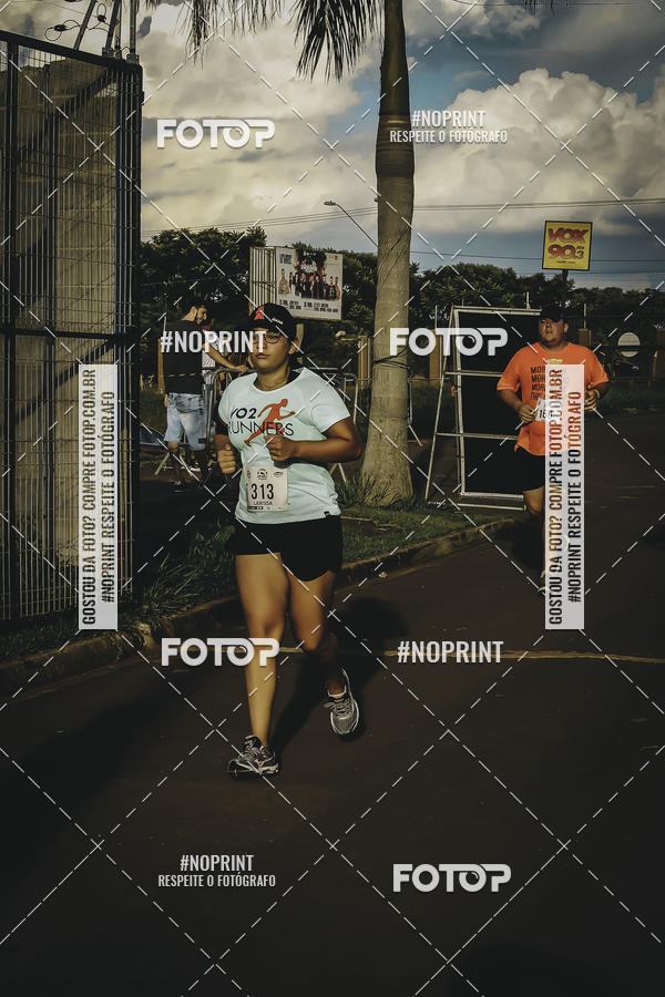 Buy your photos of the event1� Beer Run Expo �guas on Fotop