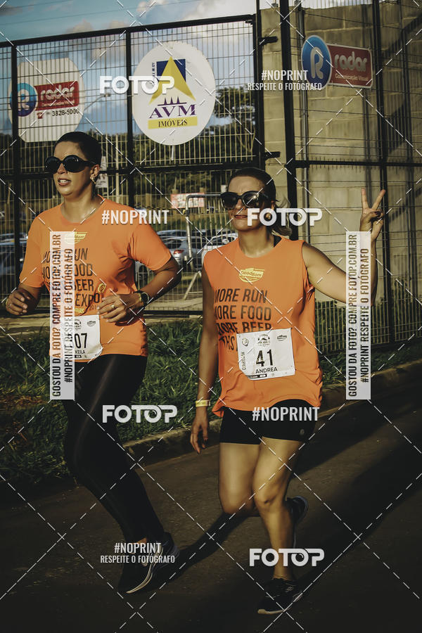 Buy your photos of the event1� Beer Run Expo �guas on Fotop