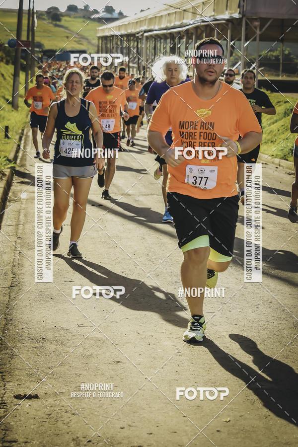 Buy your photos of the event1� Beer Run Expo �guas on Fotop