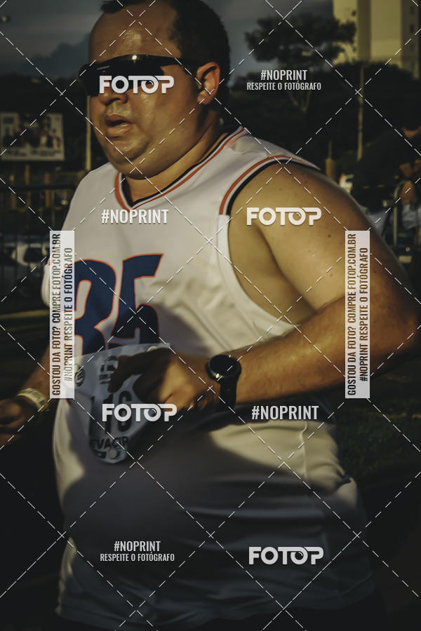 Buy your photos of the event1� Beer Run Expo �guas on Fotop