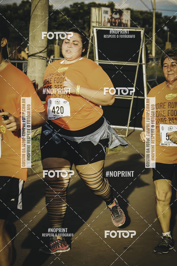 Buy your photos of the event1� Beer Run Expo �guas on Fotop