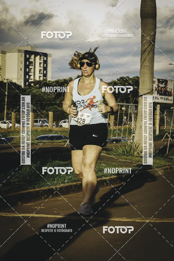 Buy your photos of the event1� Beer Run Expo �guas on Fotop