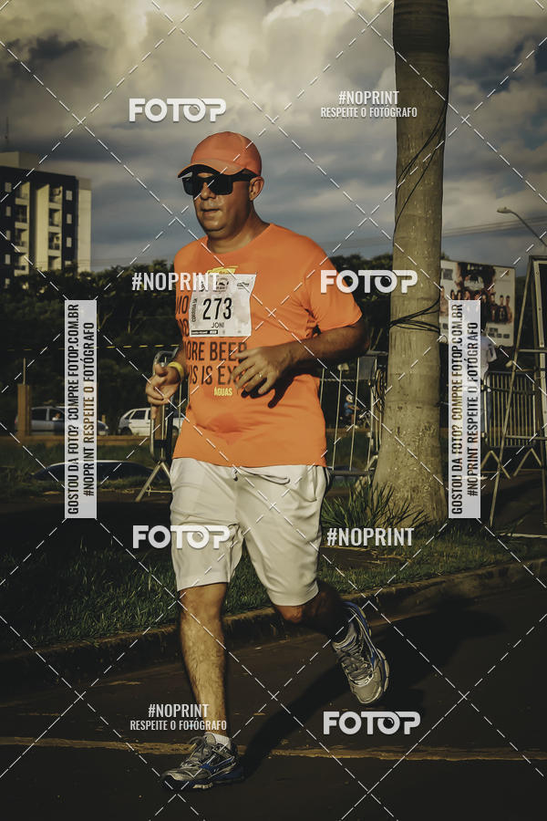 Buy your photos of the event1� Beer Run Expo �guas on Fotop