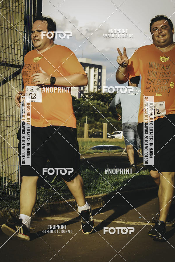 Buy your photos of the event1� Beer Run Expo �guas on Fotop