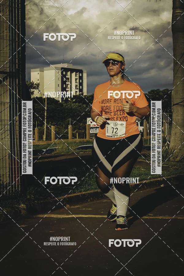Buy your photos of the event1� Beer Run Expo �guas on Fotop