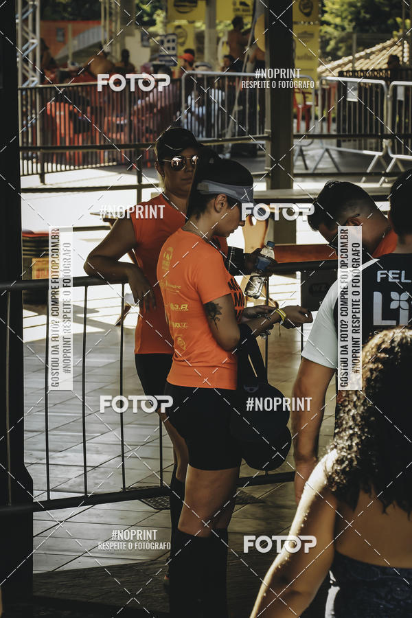 Buy your photos of the event1� Beer Run Expo �guas on Fotop