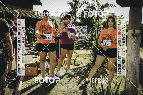 Buy your photos of the event1� Beer Run Expo �guas on Fotop