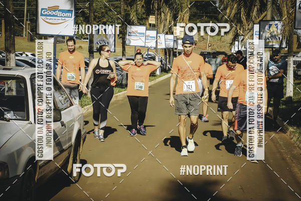 Buy your photos of the event1� Beer Run Expo �guas on Fotop