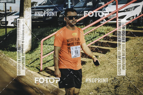 Buy your photos of the event1� Beer Run Expo �guas on Fotop