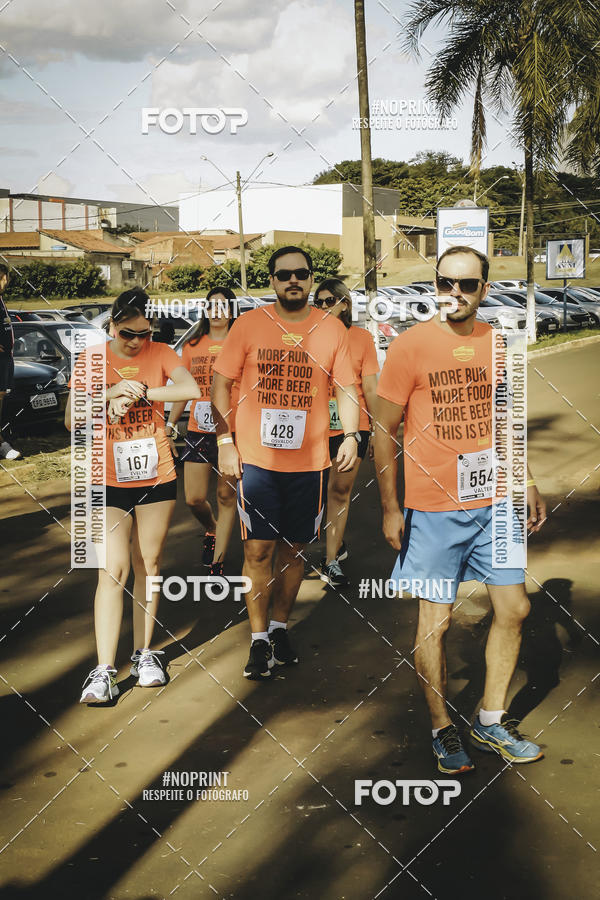 Buy your photos of the event1� Beer Run Expo �guas on Fotop