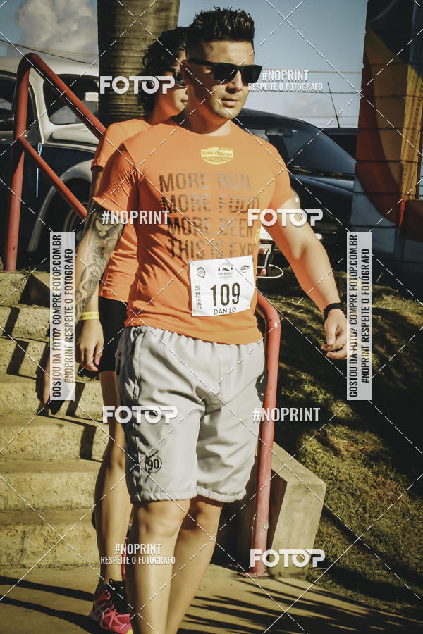 Buy your photos of the event1� Beer Run Expo �guas on Fotop