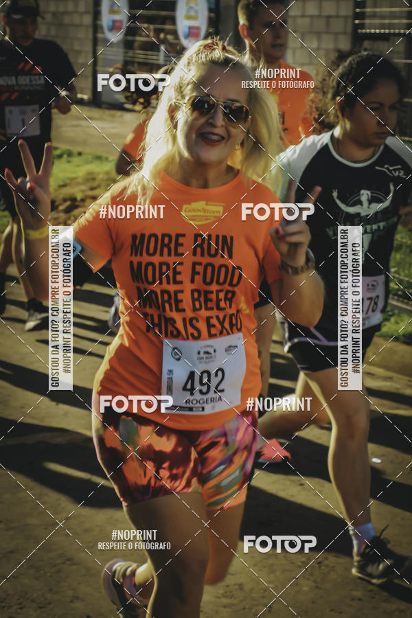 Buy your photos of the event1� Beer Run Expo �guas on Fotop