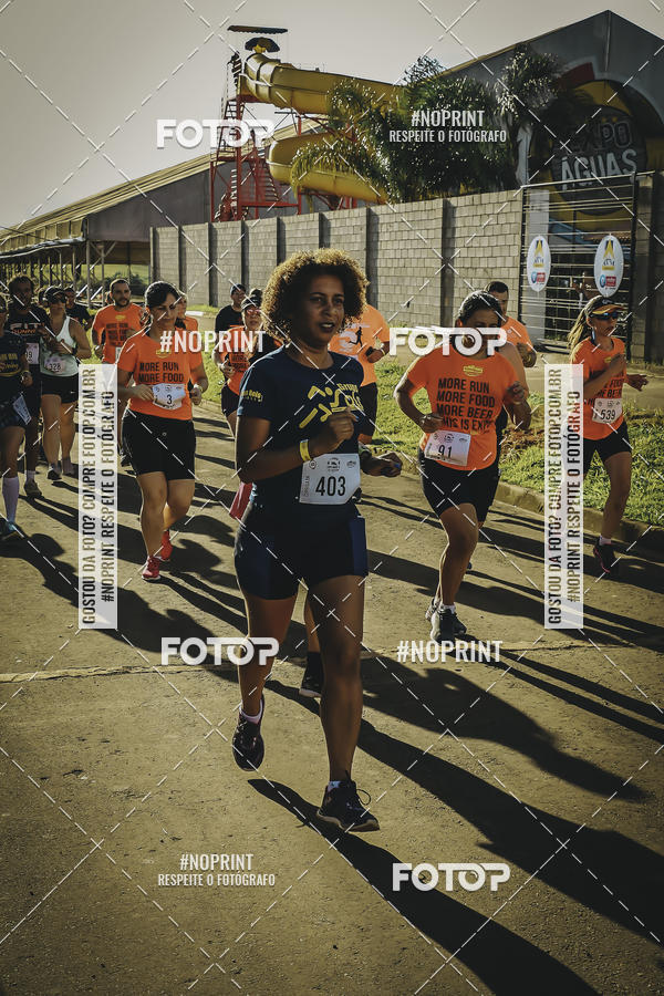 Buy your photos of the event1� Beer Run Expo �guas on Fotop