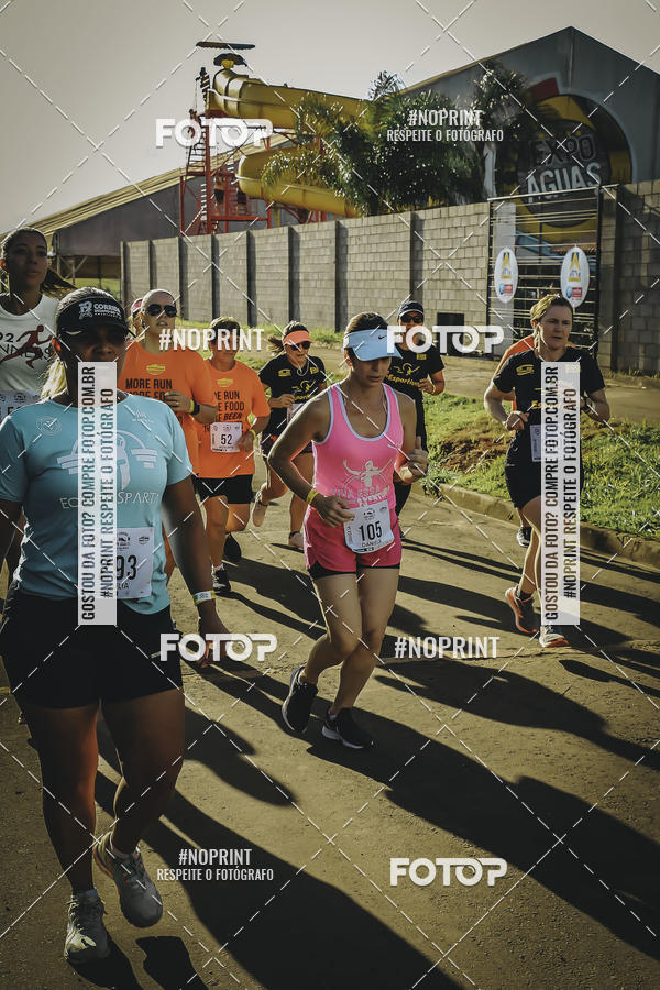 Buy your photos of the event1� Beer Run Expo �guas on Fotop