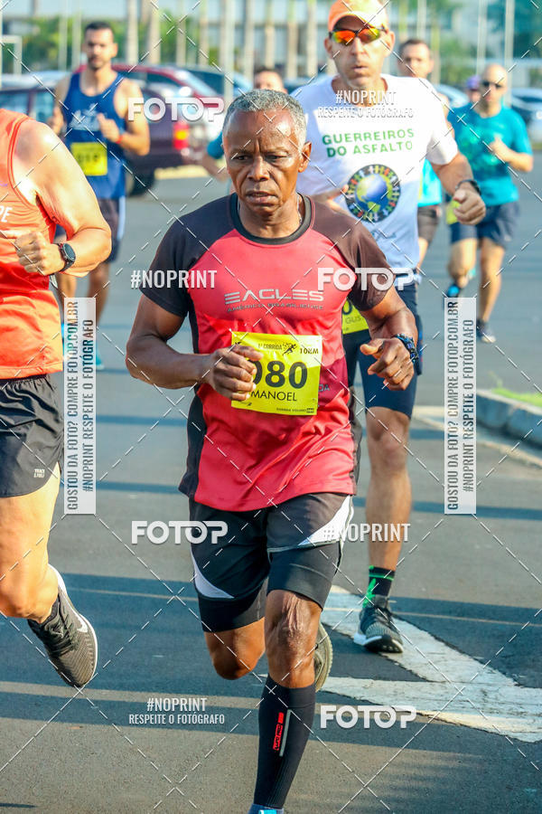 Achetez vos photos de l'vnement2 Corrida Shopping Jaragu sur Fotop