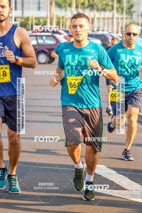 Achetez vos photos de l'vnement2 Corrida Shopping Jaragu sur Fotop