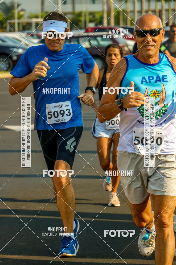 Compra tus fotos del evento2 Corrida Shopping Jaragu En Fotop