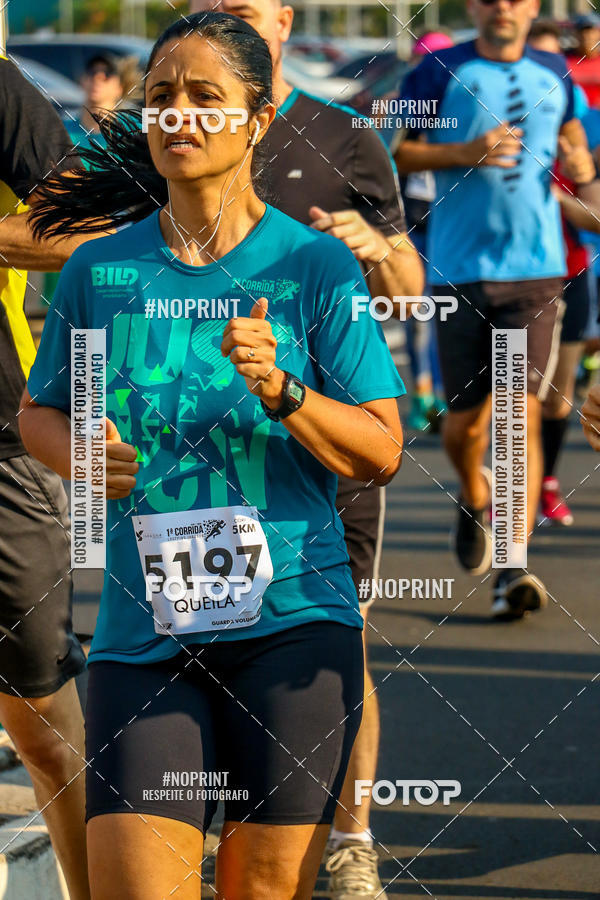 Achetez vos photos de l'vnement2 Corrida Shopping Jaragu sur Fotop