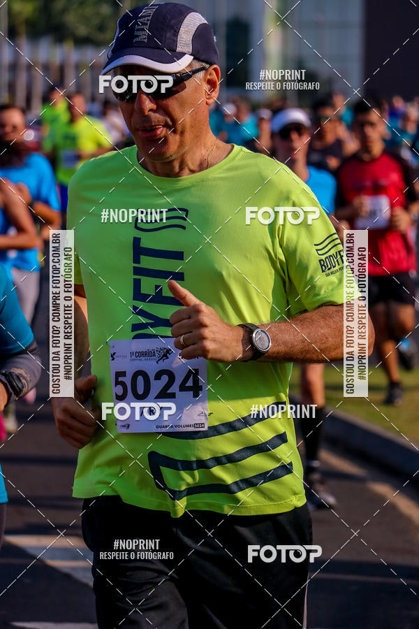 Achetez vos photos de l'vnement2 Corrida Shopping Jaragu sur Fotop