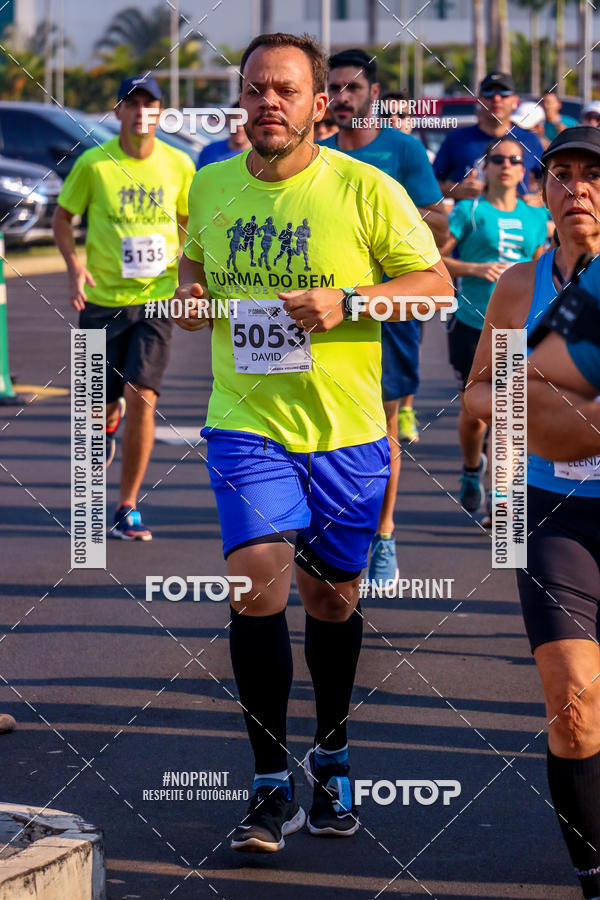 Achetez vos photos de l'vnement2 Corrida Shopping Jaragu sur Fotop