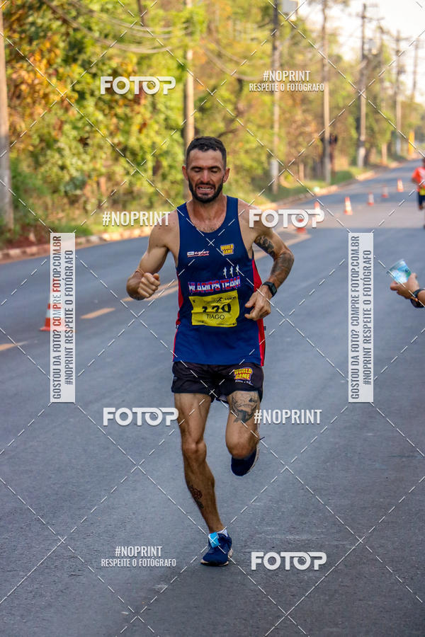 Achetez vos photos de l'vnement2 Corrida Shopping Jaragu sur Fotop