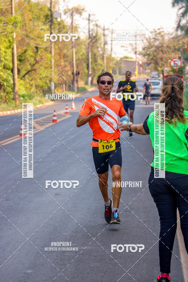 Achetez vos photos de l'vnement2 Corrida Shopping Jaragu sur Fotop