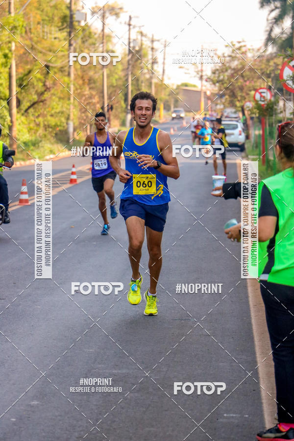 Achetez vos photos de l'vnement2 Corrida Shopping Jaragu sur Fotop