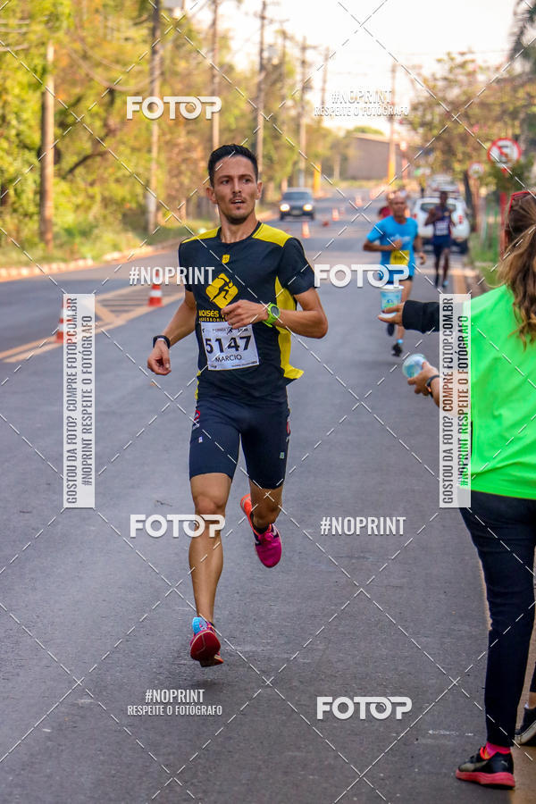 Achetez vos photos de l'vnement2 Corrida Shopping Jaragu sur Fotop