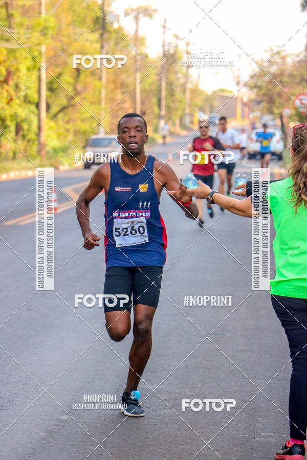 Achetez vos photos de l'vnement2 Corrida Shopping Jaragu sur Fotop