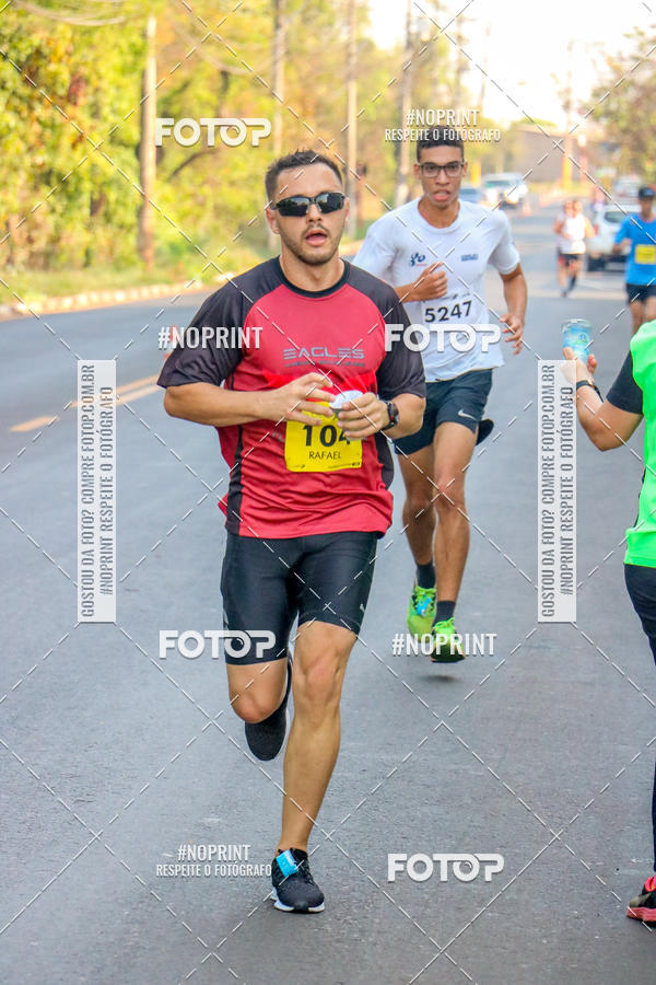 Achetez vos photos de l'vnement2 Corrida Shopping Jaragu sur Fotop