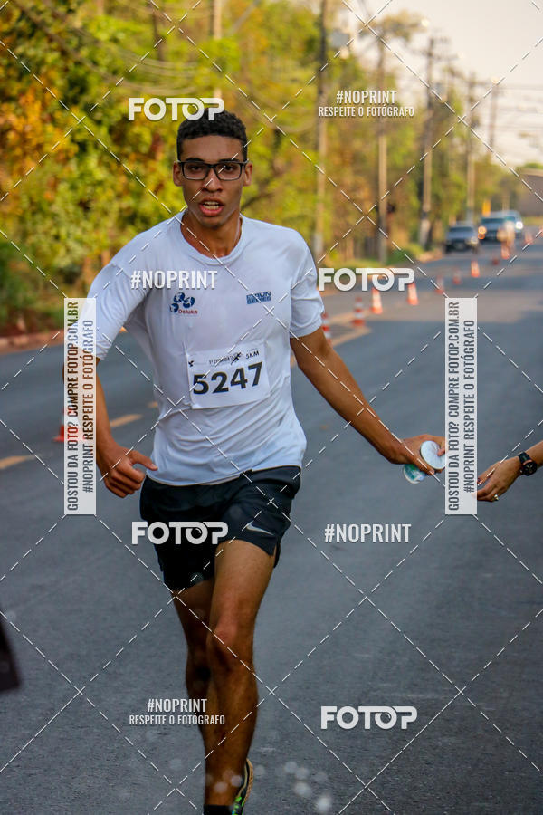 Achetez vos photos de l'vnement2 Corrida Shopping Jaragu sur Fotop