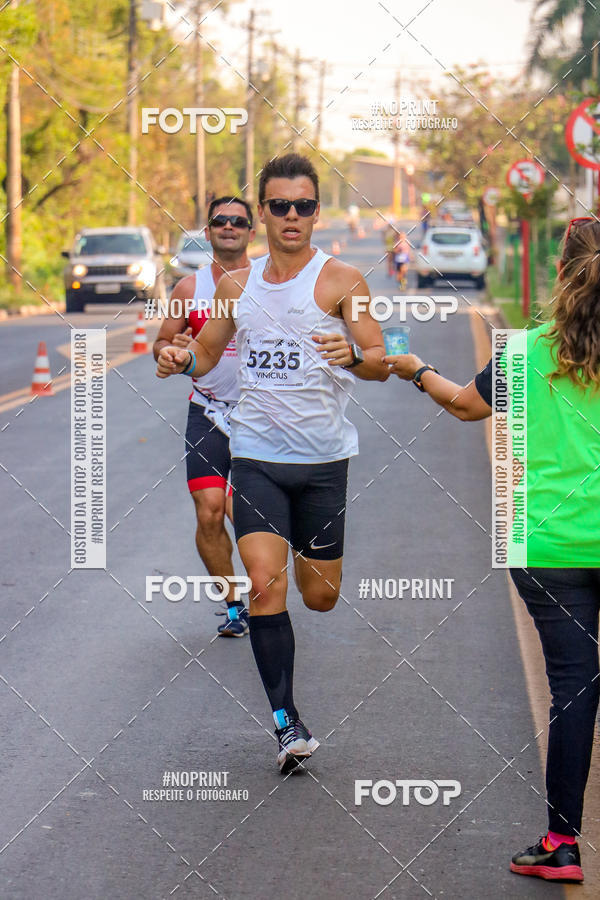 Achetez vos photos de l'vnement2 Corrida Shopping Jaragu sur Fotop