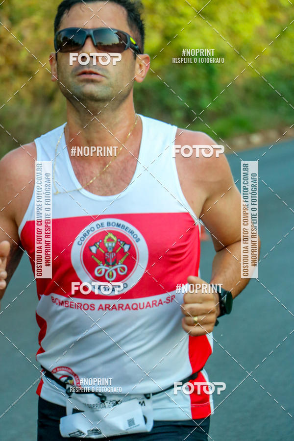 Achetez vos photos de l'vnement2 Corrida Shopping Jaragu sur Fotop