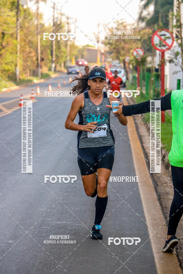Achetez vos photos de l'vnement2 Corrida Shopping Jaragu sur Fotop